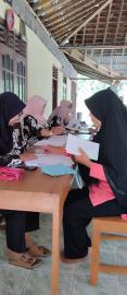 KEGIATAN POSYANDU LANSIA PADUKUHAN NGUNUT LOR